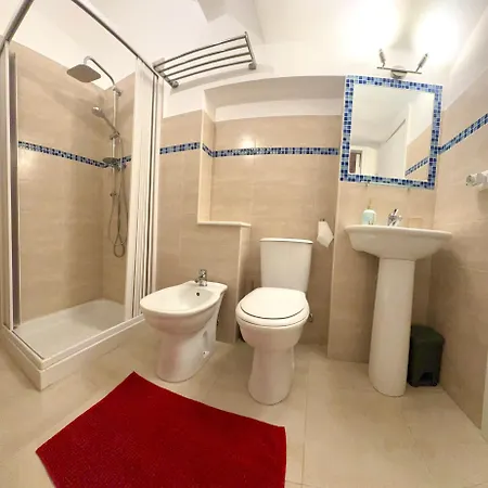 Joanna Flat * Джардини-Наксос